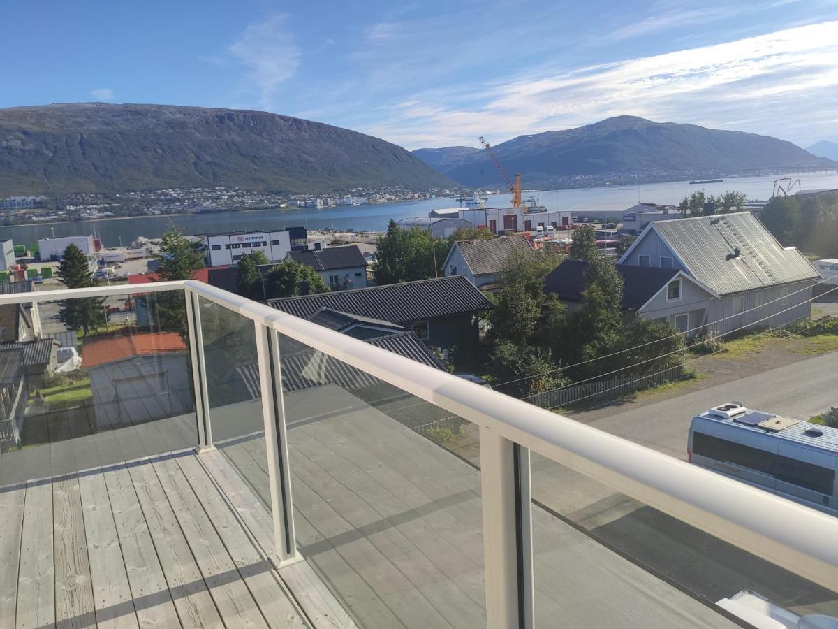 Feelhome Apartment 特罗姆瑟 外观 照片